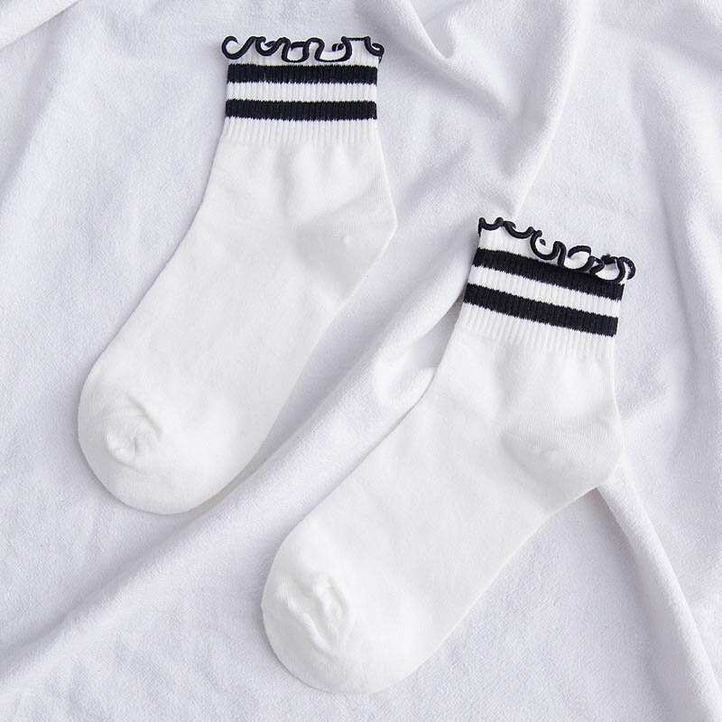 Sale Black Casual Dot Ruffle Strip Women Socks Cotton Heart  Sweet Japanese Harajuku College students girls socks
