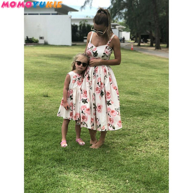 Family Look Women Matching Mother And Daughter Clothes Sleeveless Floral Dress For Mommy And Me Kids Girls Mom Daughter Dresses
