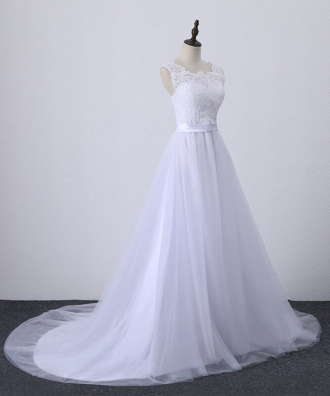 Vestido de boda de playa de encaje de línea A de solivedress 2019 cuello redondo blanco vestido de novia falda de tul vestido de tren de capilla de noiva SLD-228