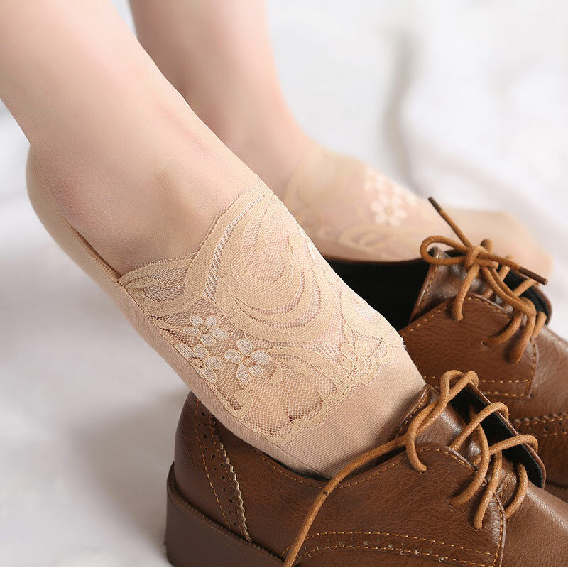 SP & CITY ใหม่โปร่งใสลูกไม้สั้นถุงเท้าผู้หญิงฤดูร้อน Hollow Out ถุงเท้ารองเท้าแตะหญิงนุ่มถุงเท้าที่มองไม่เห็นต่ำ ped