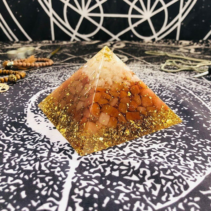 Pirámide de orgonita Raziel, Chakra svadistara, Aventurina de cristal blanco Natural, aumento de valor, adornos artesanales de resina