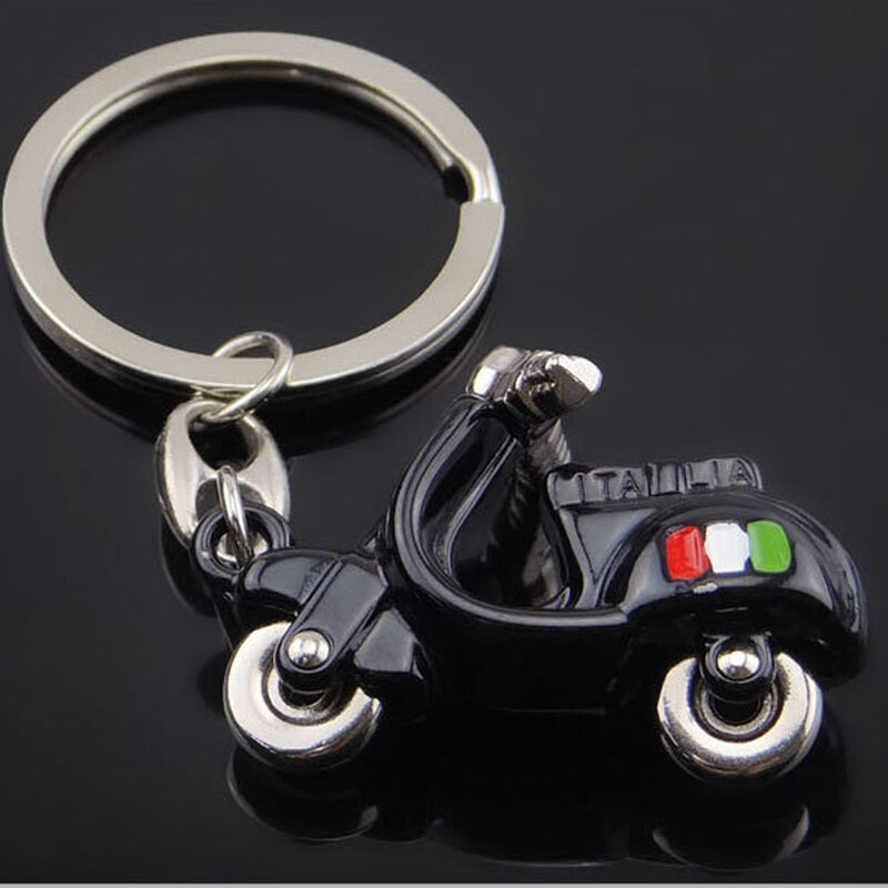3D Motorcycle Keychain for Vespa Piaggio 125 Ducati Honda Yamaha Suzuki Peugeot Fiat BMW Benz Car Keyring Funny Key Decoration