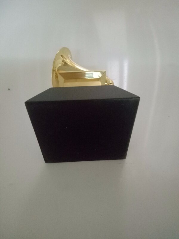 Réplica de trofeo Grammy en tamaño real, 1:1, altura de 18CM, premio de recuerdo de música, envío gratis
