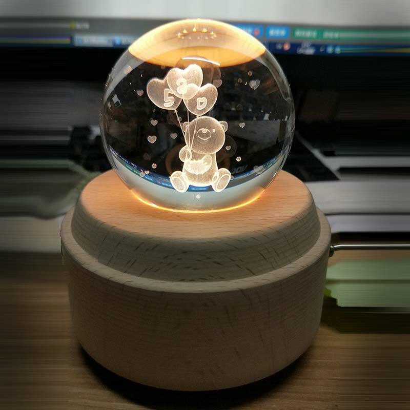 Kreatywny księżyc pozytywka w kształcie kryształowej kuli drewniane Luminous Music Box obrotowy innowacyjny świąteczny wystrój domu na prezenty na urodziny, boże narodzenie