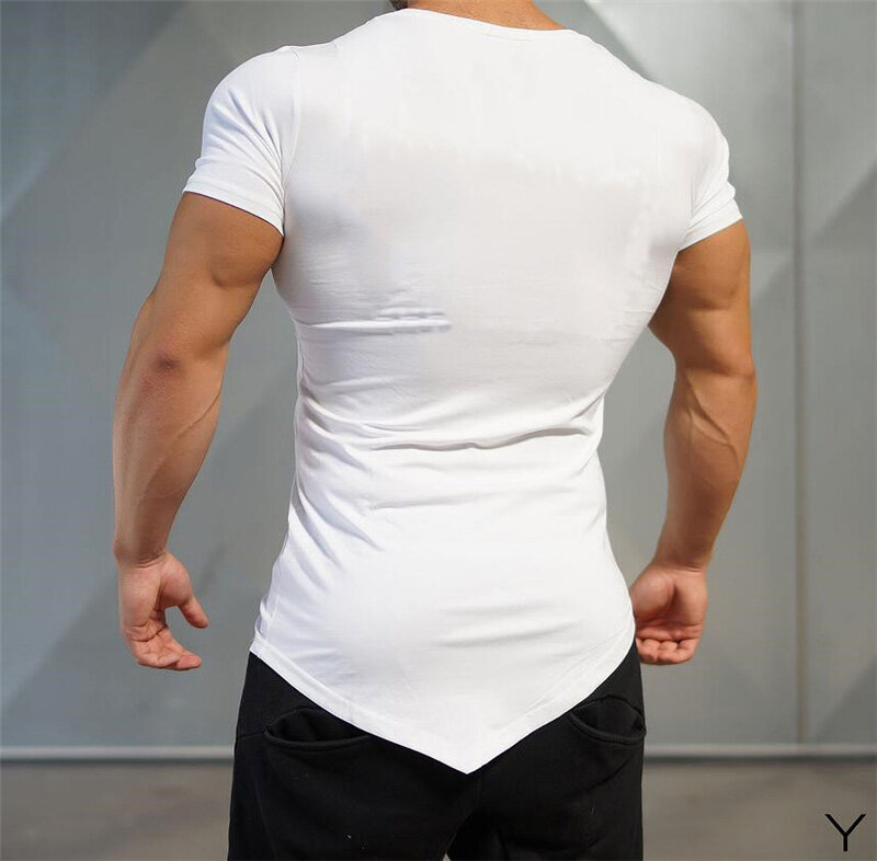 Muscleguysブランドのスポーツ半袖フィットネスtシャツボディービル服フィット圧縮シャツ男性ジムtシャツ