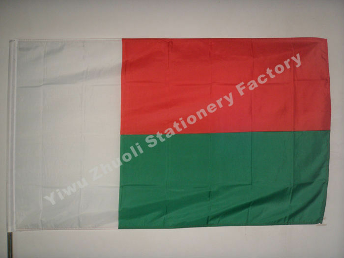 علم مدغشقر 150 × 90 سم (3 × 5 قدم) 115 جرام 100 د بوليستر ، مخيط مزدوج ، جودة عالية ، شحن مجاني