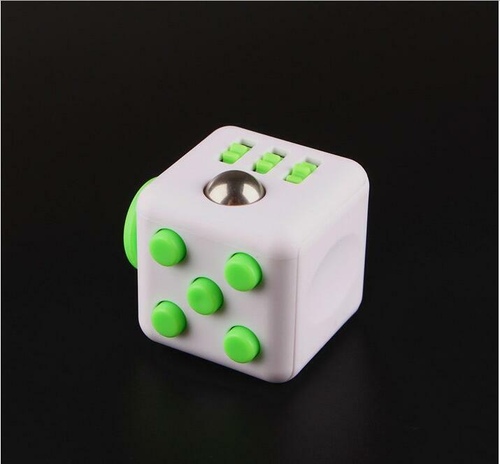 Fidget Toys cube Decompression dadi per autismo Adhd ansia alleviare bambini adulti antistress giocattoli antistress con punta delle dita