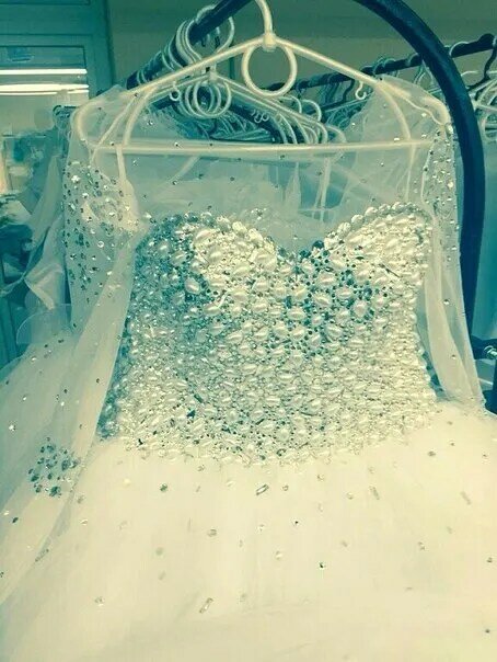 Gaun Pengantin Baru Menakjubkan Gaun Pengantin Putri Bermanik Kristal Lengan Tipis Gaun Pengantin Romantis Vestido De Noiva