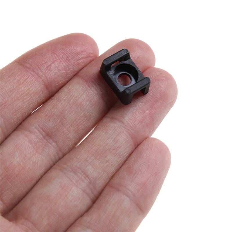 100PCs 4.6mm supporto per fascetta cavo Buddle tipo di sella supporto in plastica bianco nero