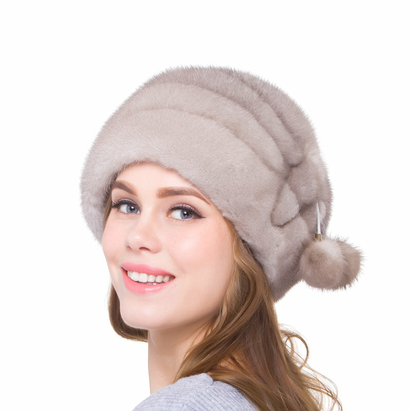 女性のための暖かいストライプの毛皮の帽子,豪華な,手作り,ボールの装飾が施された本物の毛皮のキャップ