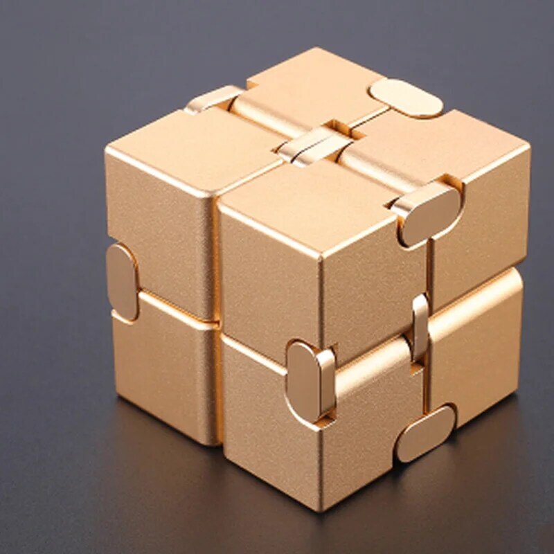 Cubo Infinito de Metal Premium para Homens e Mulheres, Decompress Toy, Portátil, Decompress, Stress Relief