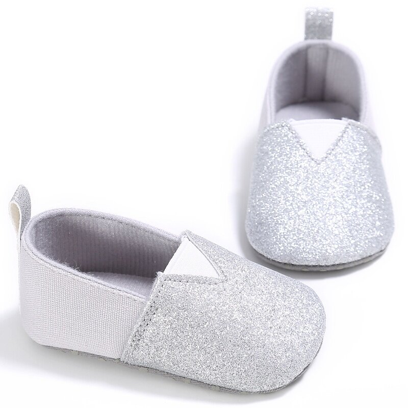 Zapatos de algodón con suela blanda para bebés, mocasines ostentosos para cuna de 0 a 18 meses, a la moda, para primavera y verano