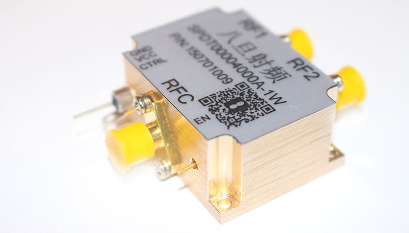 Interrupteur coaxial SPDT pour micro-ondes RF, commutateur SPDT DC-4000MHz à absorption à large bande