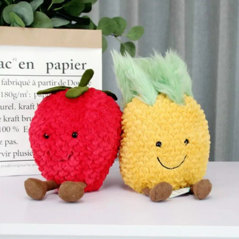 Oreiller créatif en forme de fraise et d'ananas, petit garçon mignon avec poupée de couchage, jouet en peluche, cadeau pour fille