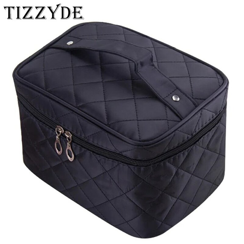Cosmetic box 2017 new female Quilted professional cosmetic bag women's large capacity storage handbag travel toiletry makeup bag