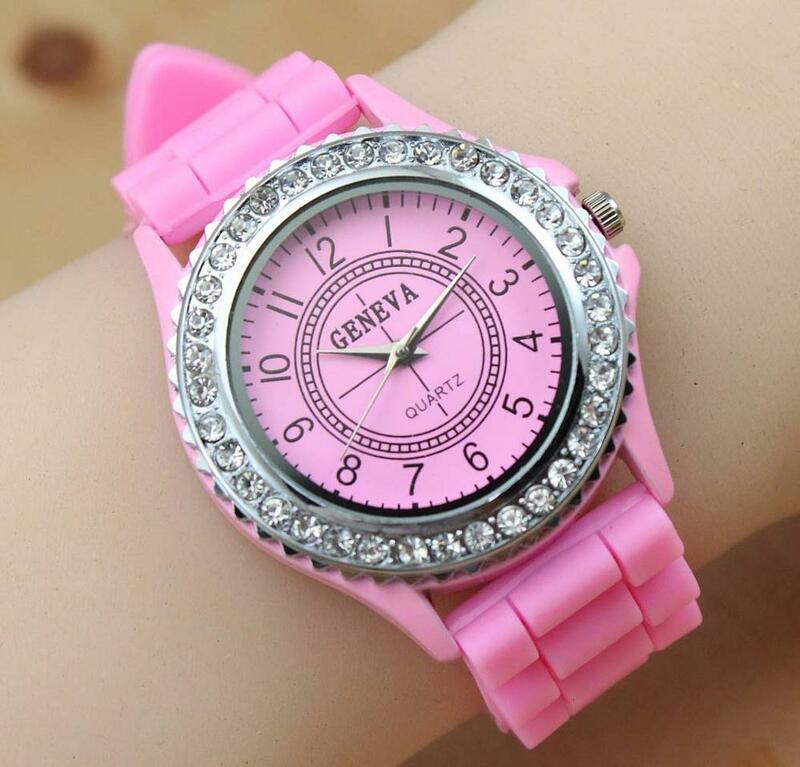 Luxus Marke Leder Quarzuhr Frauen Damen Mode Armband Strass Armbanduhren Uhr