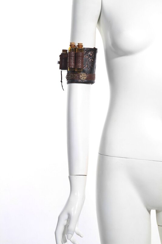 RQ-pulsera gótica de cuero para mujer, con botella de café, tamaño libre, Steampunk, con hacha pequeña colgante