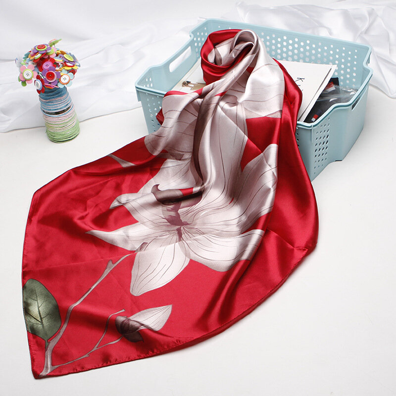 Женский шелковый шарф с цветочным принтом, 90x90 см