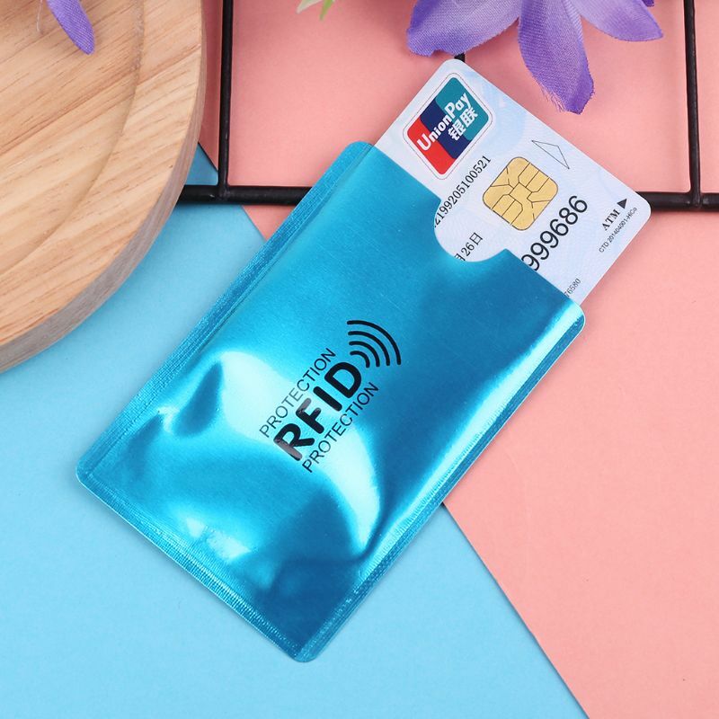 RFID Blocking Sleeve บัตรเครดิต Protector Bank ผู้ถือบัตรธุรกิจอลูมิเนียมฟอยล์ 9.2x6.2 ซม.