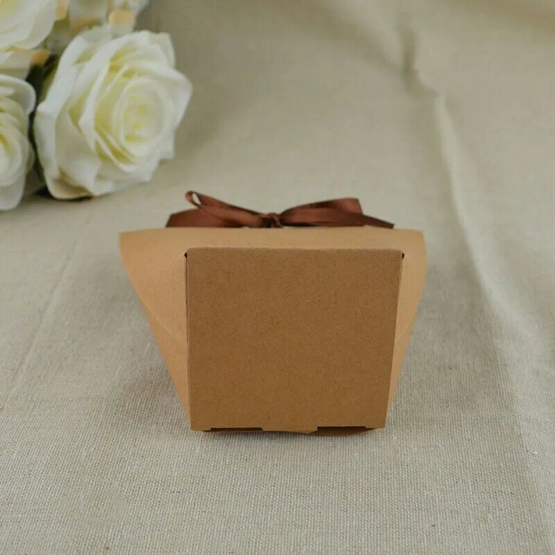 Caixa de presente do pacote da decoração da festa de aniversário dos favores do casamento com saco de papel de kraft em branco novo ty 50 pces