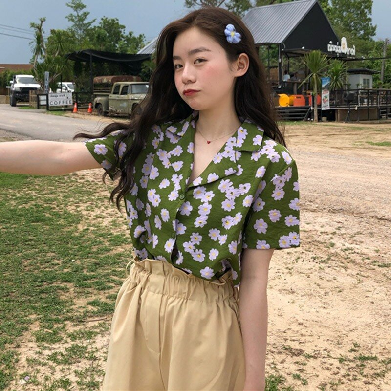 Blusa de verano de las mujeres Floral impreso giro-abajo Collar de pantalón corto casual de manga suelta Chiffon dulce blusa blusas de mujer de moda 2020