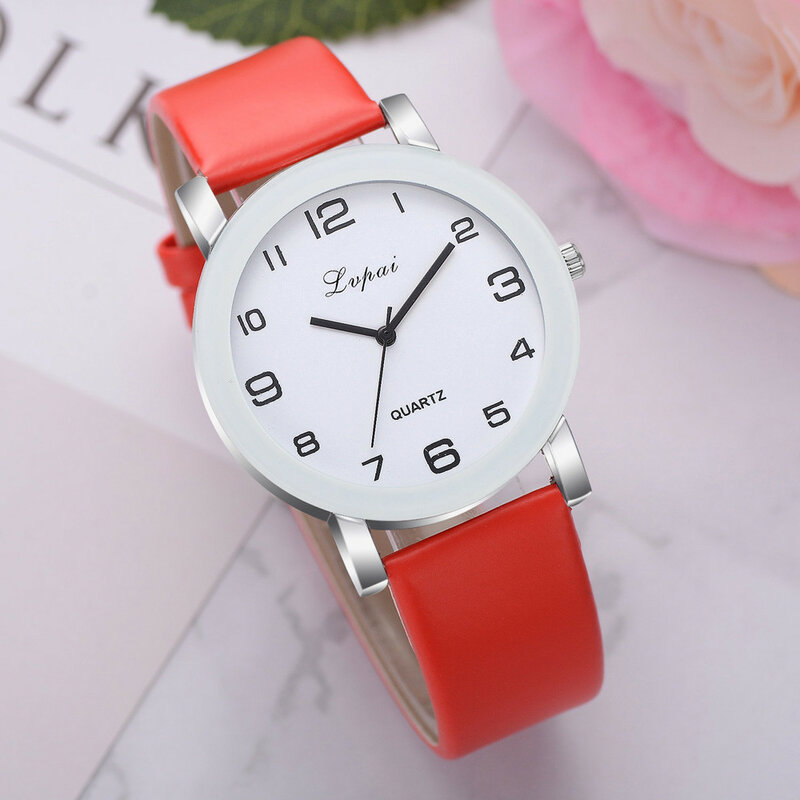 LVPAI frau Uhr Mode Einfache Weiß Quarz Armbanduhren Sport Leder Band Casual Damen Uhren Frauen Reloj Mujer * E