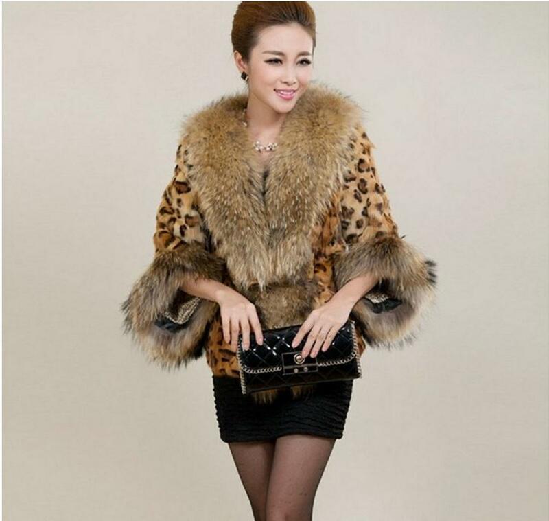 ผู้หญิงเสือดาวพิมพ์Big Furแจ็คเก็ตสั้นฤดูหนาวฤดูใบไม้ร่วงหญิงปลอมขนสัตว์ขนาดใหญ่Faux Furเสื้อผ้...