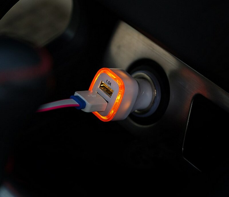 جديد وصول 2.1A + 1A المزدوج 2 USB ميناء LED سيارة شاحن محول ل العالمي الهاتف الذكي اللوحي