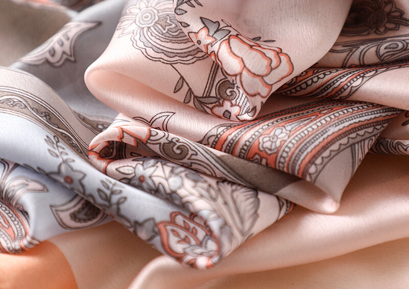 Frühling Floral Print Silk Schal für Frauen Sommer Bandana Hijab Schals Lange Schals für Damen