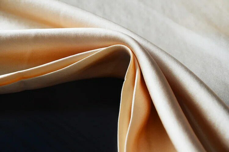100% de satén de seda blusa de seda Natural Charmuse tela de satén brillante seda de colores tela de la ropa interior de las mujeres tamaño libre Tops de verano