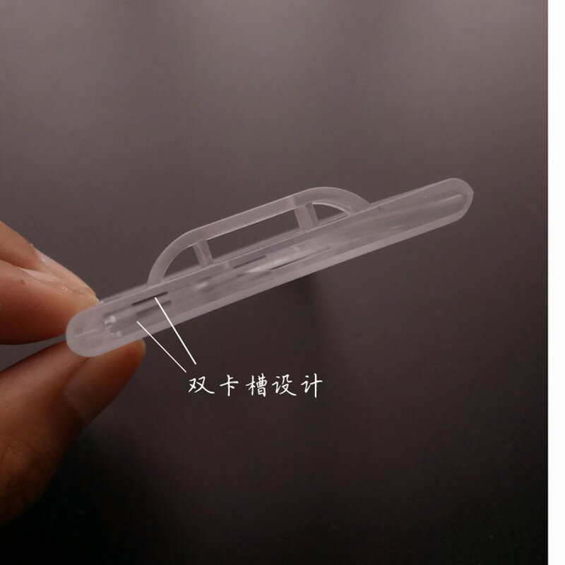 5,6*8,4 cm plástico duro transparente Banco tarjeteros insignia titular Crystal Card Bus portadores de identificación caso envío gratis