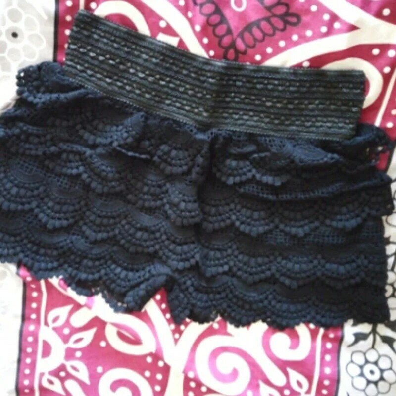 Musim Panas Fashion Wanita Celana Pendek Gaya Manis Renda Crochet Pinggang Elastis Slim Celana Pendek
