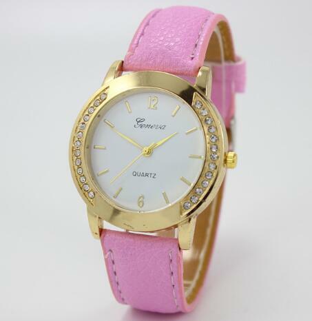 New Luxury Brand Leather Crystal Quartz Watch Women Ladies Fashion Casual Bracelet Wristwatches Clock