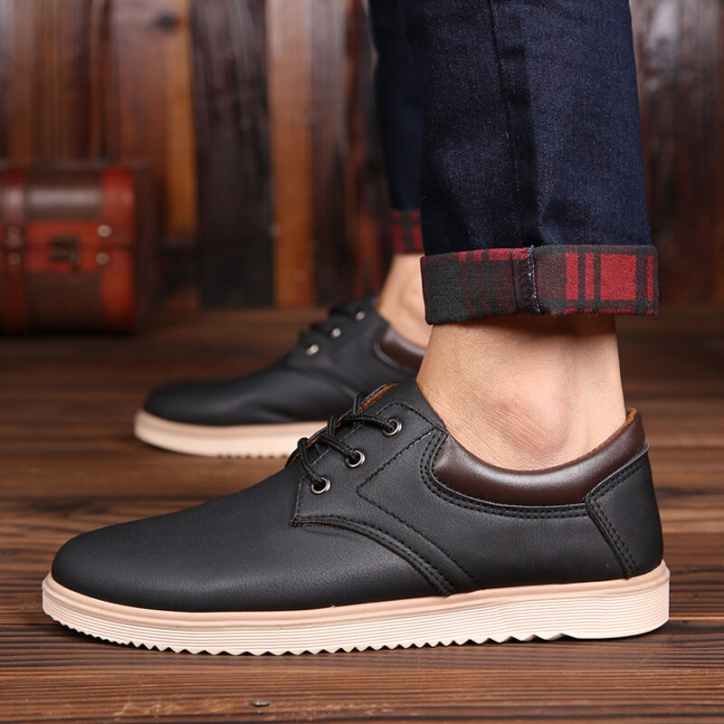 جديد الأحذية الجلدية الرجال الشقق أوكسفورد أحذية تصميم الأزياء الرجال السببية أحذية الدانتيل متابعة الأحذية الجلدية للرجال حذاء رياضة أكسفورد