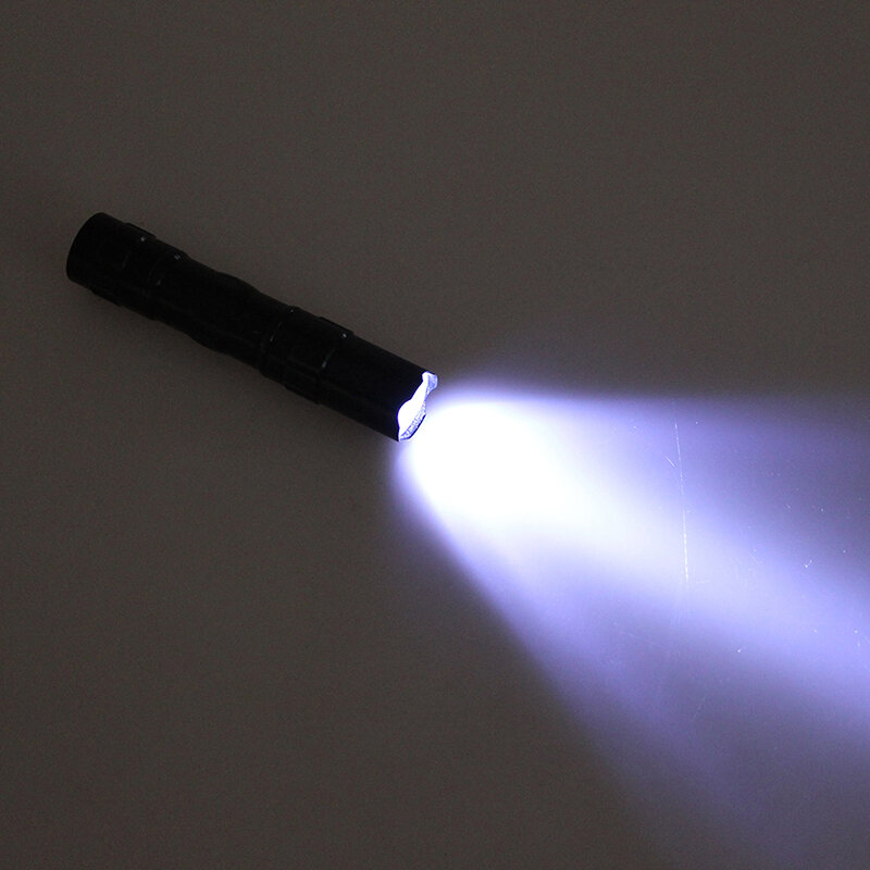 Mini linterna LED de bolsillo impermeable, linterna portátil con batería AA, potente, para caza y Camping, 1 ud.