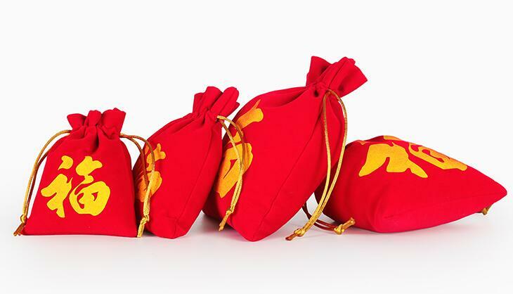10 Stks/partij Hotselling Chinese Stijl Lucky Fu Brief Rode Fluwelen Zakjes & Tassen Gelukkig Nieuwjaar Verpakking Zak Kerstcadeau tassen