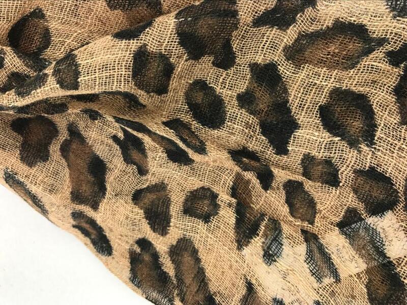 Nueva primavera otoño algodón viscosa Mujer bufanda leopardo bufandas moda estilo Animal leopardo bufanda larga con flecos
