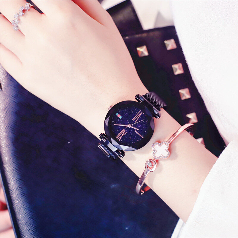 Reloj informal con hebilla magnética para mujer, accesorio elegante de color negro con cielo estrellado, regalo de moda para estudiantes