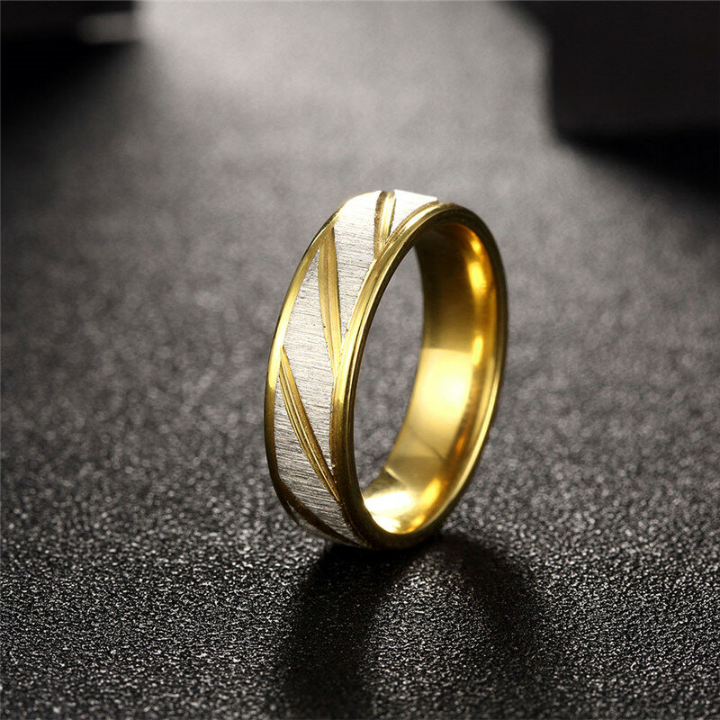 2017 الإكسسوارات خاتم زفاف ذهبي بسيط للرجال وخاتم الفولاذ المقاوم للصدأ للنساء