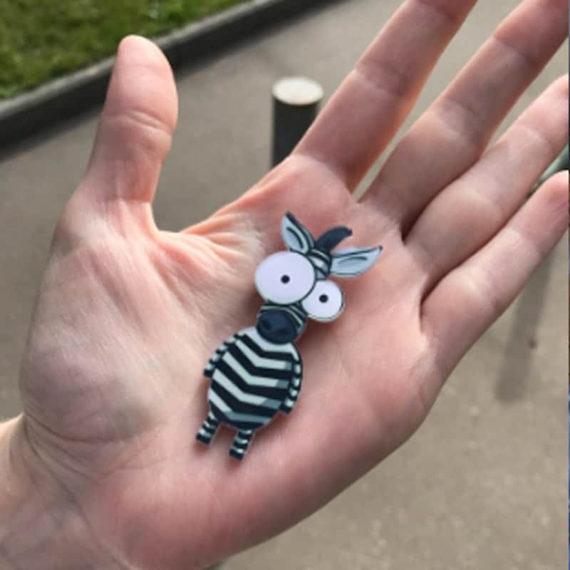 Verkoop Koreaanse Grote Ogen Wiht Aap Leeuw Tijger Koe Broches Voor Meisjes Jongens Doek Acryl Cartoon Animal Kids Pins Badge sieraden