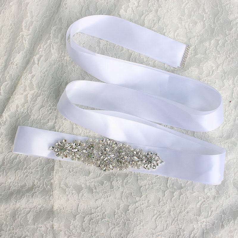 Em estoque feminino 2018 feito à mão pérolas acessórios de casamento de cristal cinto de noiva faixa