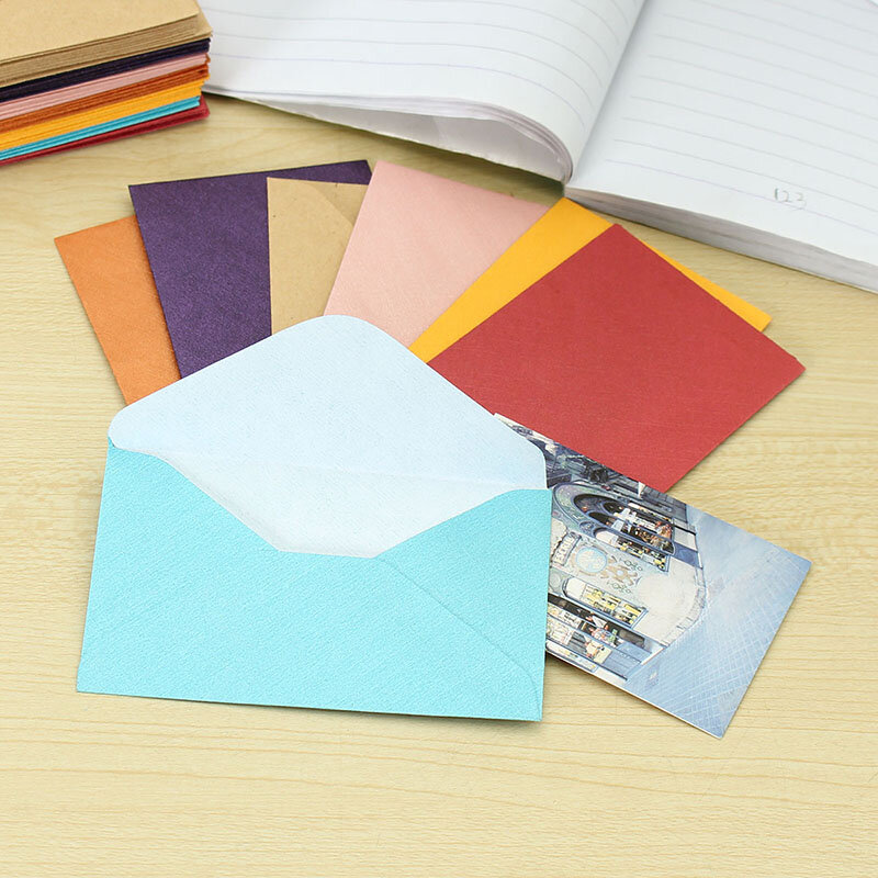 50 sztuk Vintage Retro małe kolorowe papierowe Mini koperty puste wesele zaproszenie koperta kartki z życzeniami prezent koperta