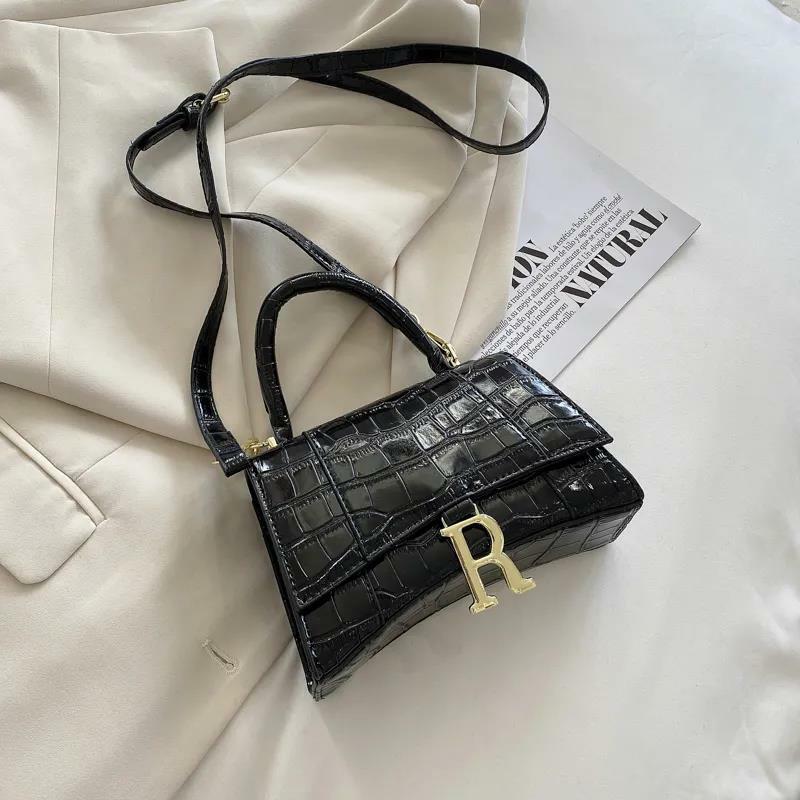 Frauen Handtaschen Crocodile Print Metall Brief Luxus Leder Schulter Tasche Großhandel 2021 Mode Weibliche Umhängetaschen