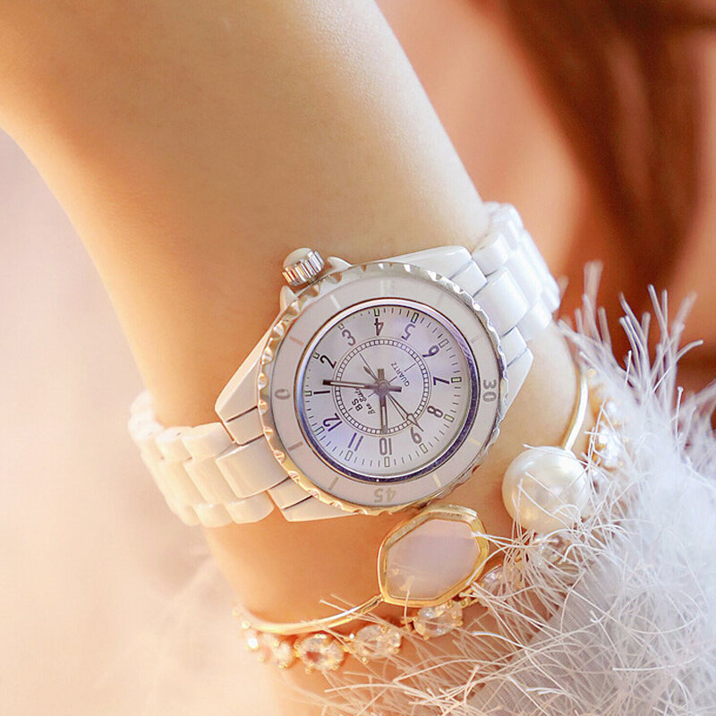 ファッション2019新ホットセラミック時計バンド防水腕時計トップブランドの高級レディース腕時計女性クォーツヴィンテージ女性の腕時計