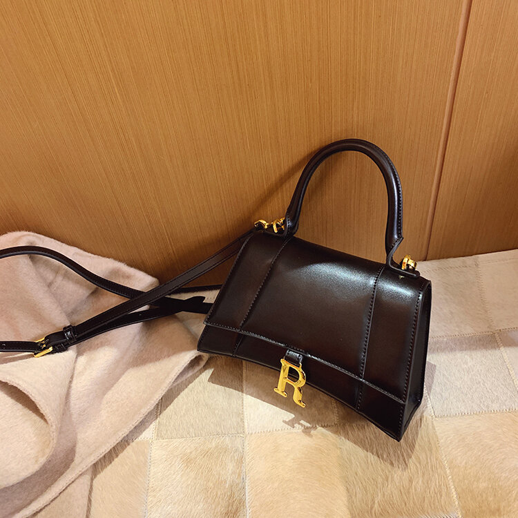 Well-known brand handbags 2021 new casual fashion all-match simple one-shoulder messenger portable female bag mobile wallet