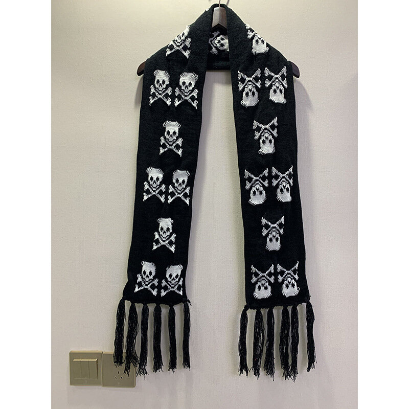 Winter European And American Street Punk Style Men And Women Thickened Warmth Skull Plaid Scarf Knitted Jacquard Bib