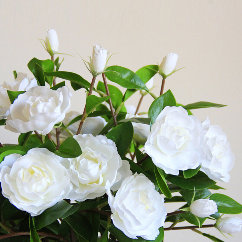 Pojedynczy sztuczny bukiet Gardenia kwiat z jedwabiu fałszywy kwiat gardenii sztuczna herbata bukiet róż ślubny wystrój domu rekwizyty fotograficzne