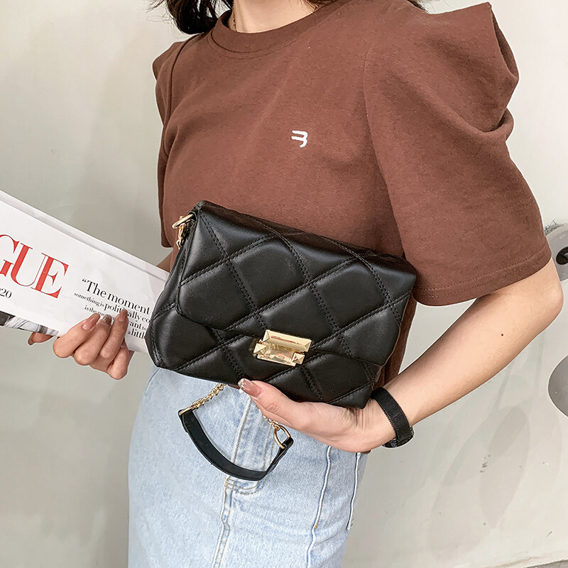 Bolsa de ombro feminina couro pu, nova moda cor sólida alta qualidade atravessada, bolsas pequenas com corrente de metal simples, bolsas femininas