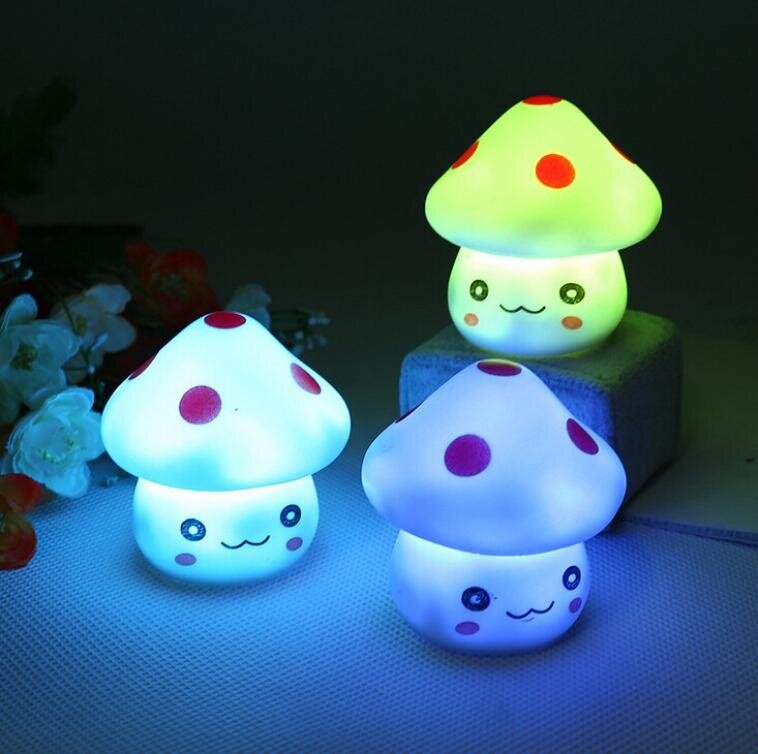 LED Novelty Lamp 7-Color Changing Night Light  Romantic Mushroom Light Cute Lamp Decor