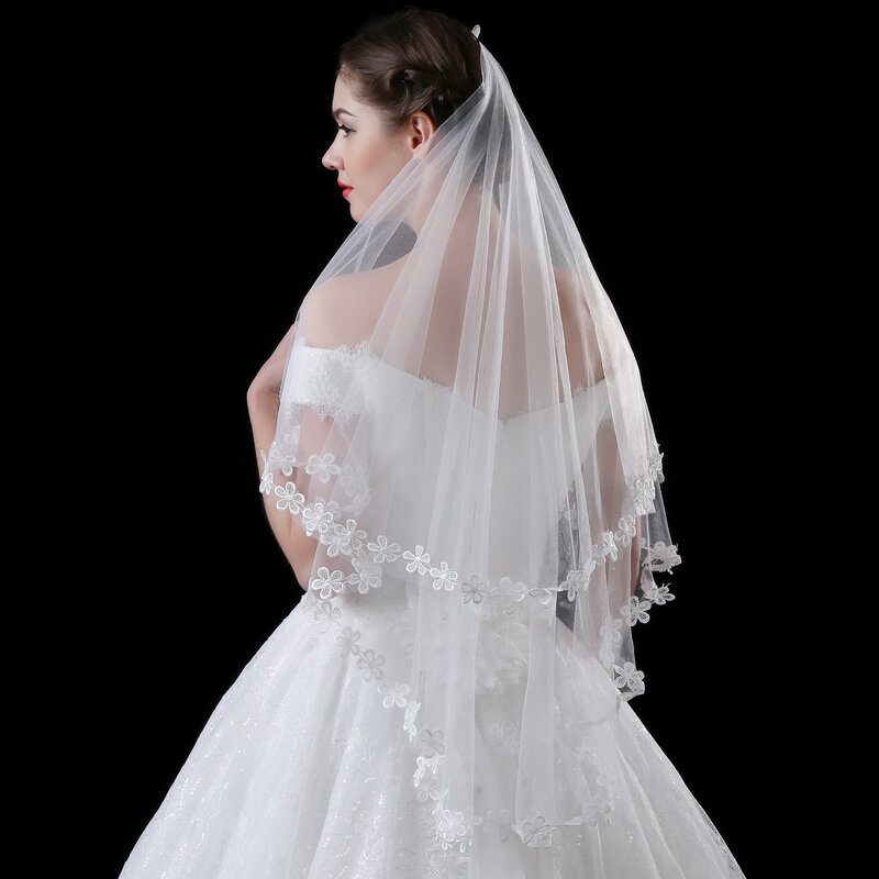 Novo arrival1.5 metro branco véus de casamento curto uma camada véu nupcial sol flor apliques borda acessórios casamento 2020